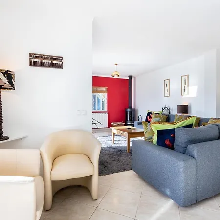 Casa Da Bauhinia אלג'זור