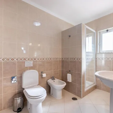 Casa Da Bauhinia אלג'זור