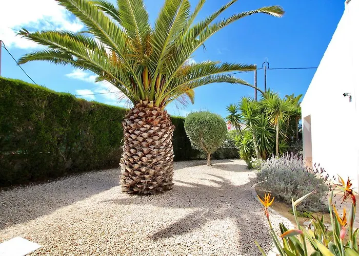 Casa Da Bauhinia アルジェズール