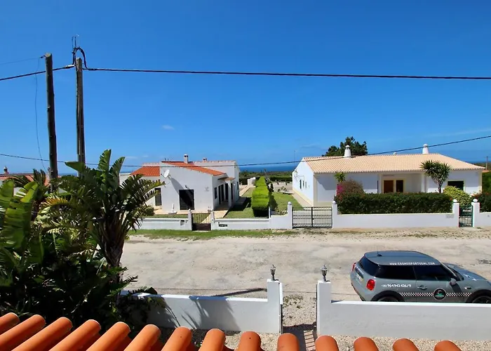 Casa Da Bauhinia ヴィラ アルジェズール