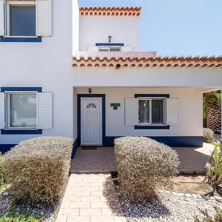 וילה Casa Da Bauhinia